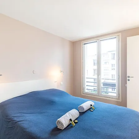 Guestready - Colourful Getaway Near Eiffel Tower Apartment Paris