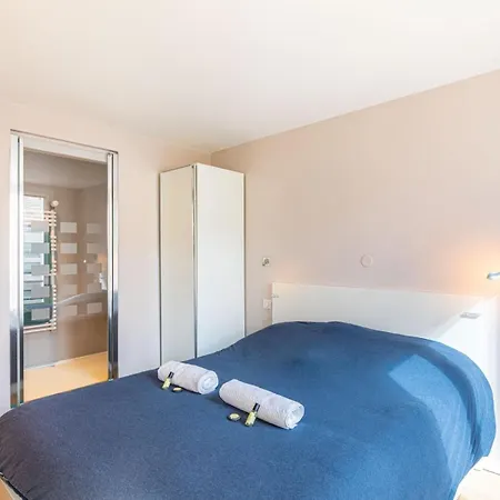Guestready - Colourful Getaway Near Eiffel Tower Appartamento